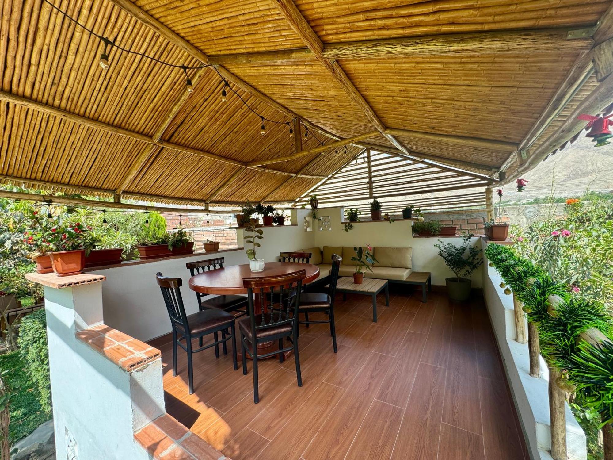 Casa Hotel Mamaluna Lunahuana Exterior photo
